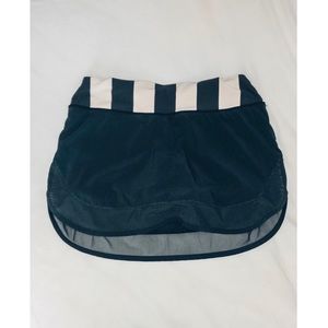 Lululemon Hotty Hot Skirt (RARE!)